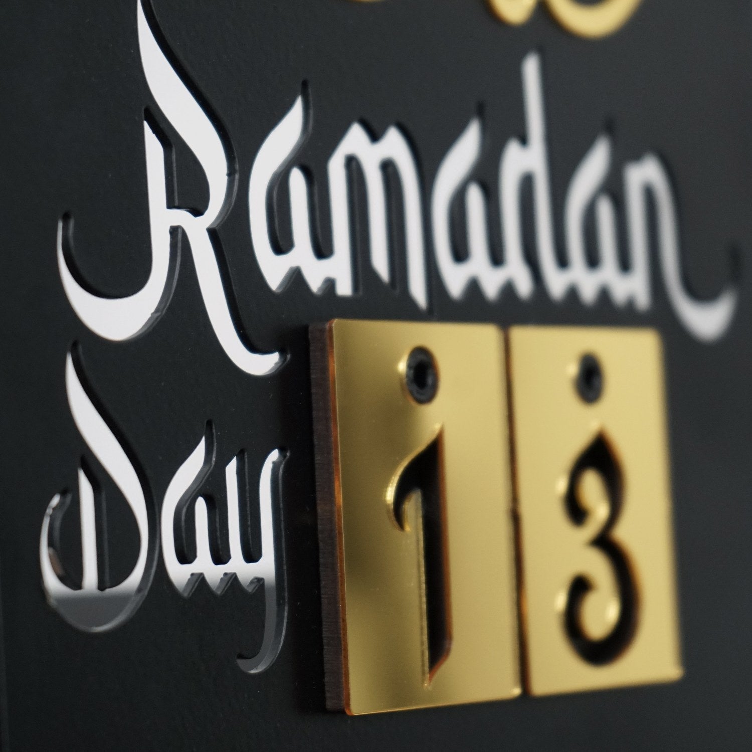 ramadan-calendar-metal-and-acrylic-islamic-wall-art-for-holy-month-tracking-islamicartstores