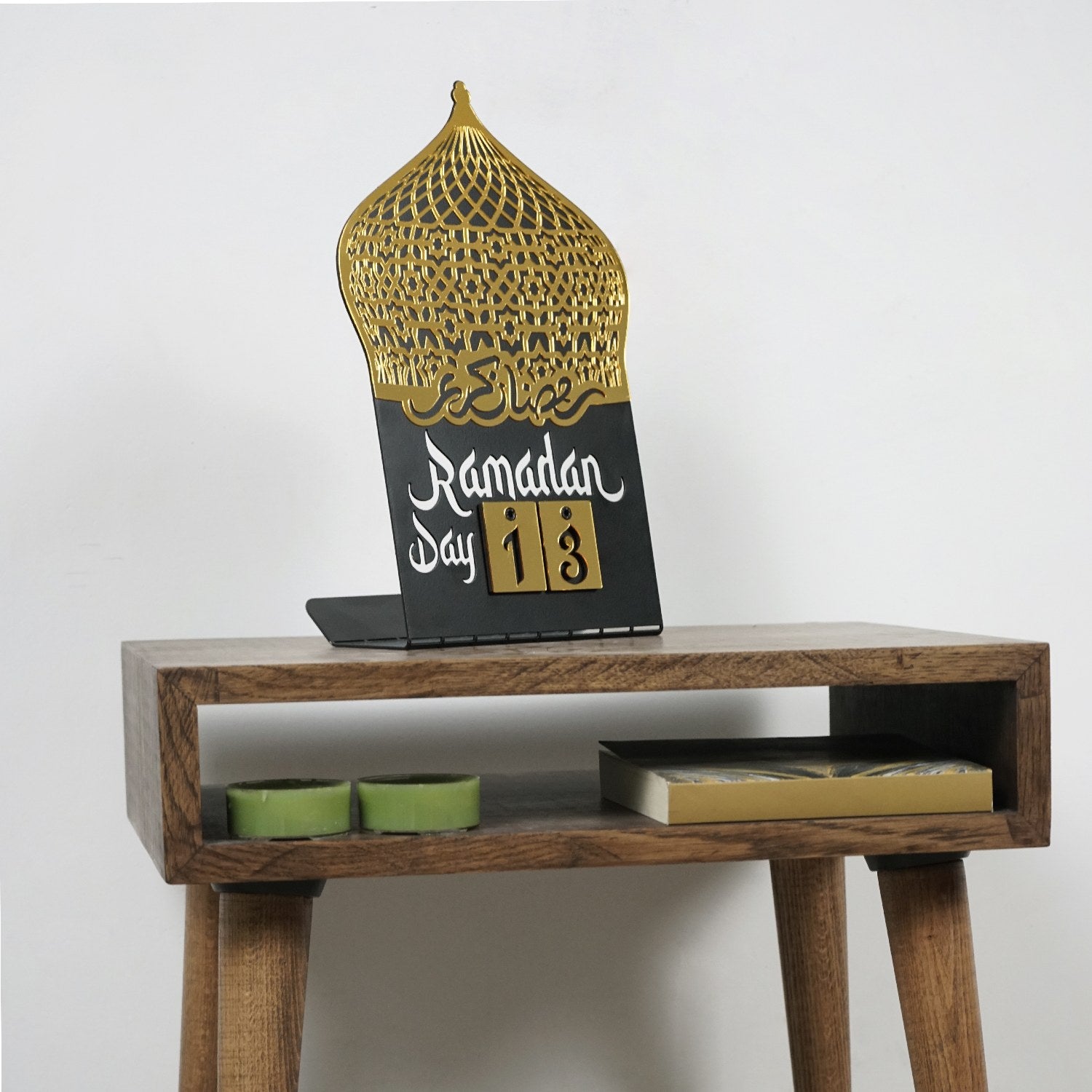 islamic-art-ramadan-calendar-in-metal-and-acrylic-for-muslim-home-celebrations-islamicartstores