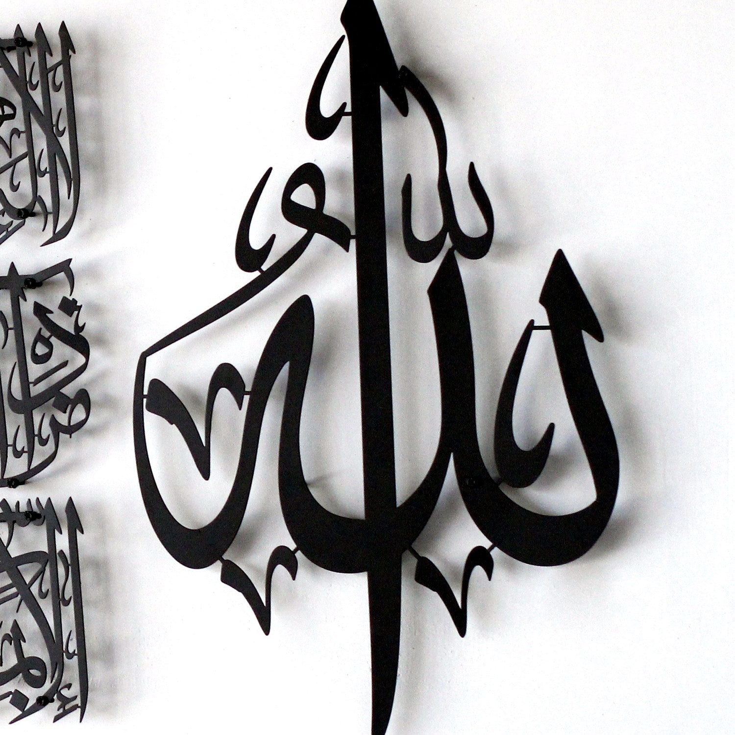 arabic-calligraphy-ayatul-kursi-metal-wall-art-for-spiritual-living-room-decor-islamicartstores