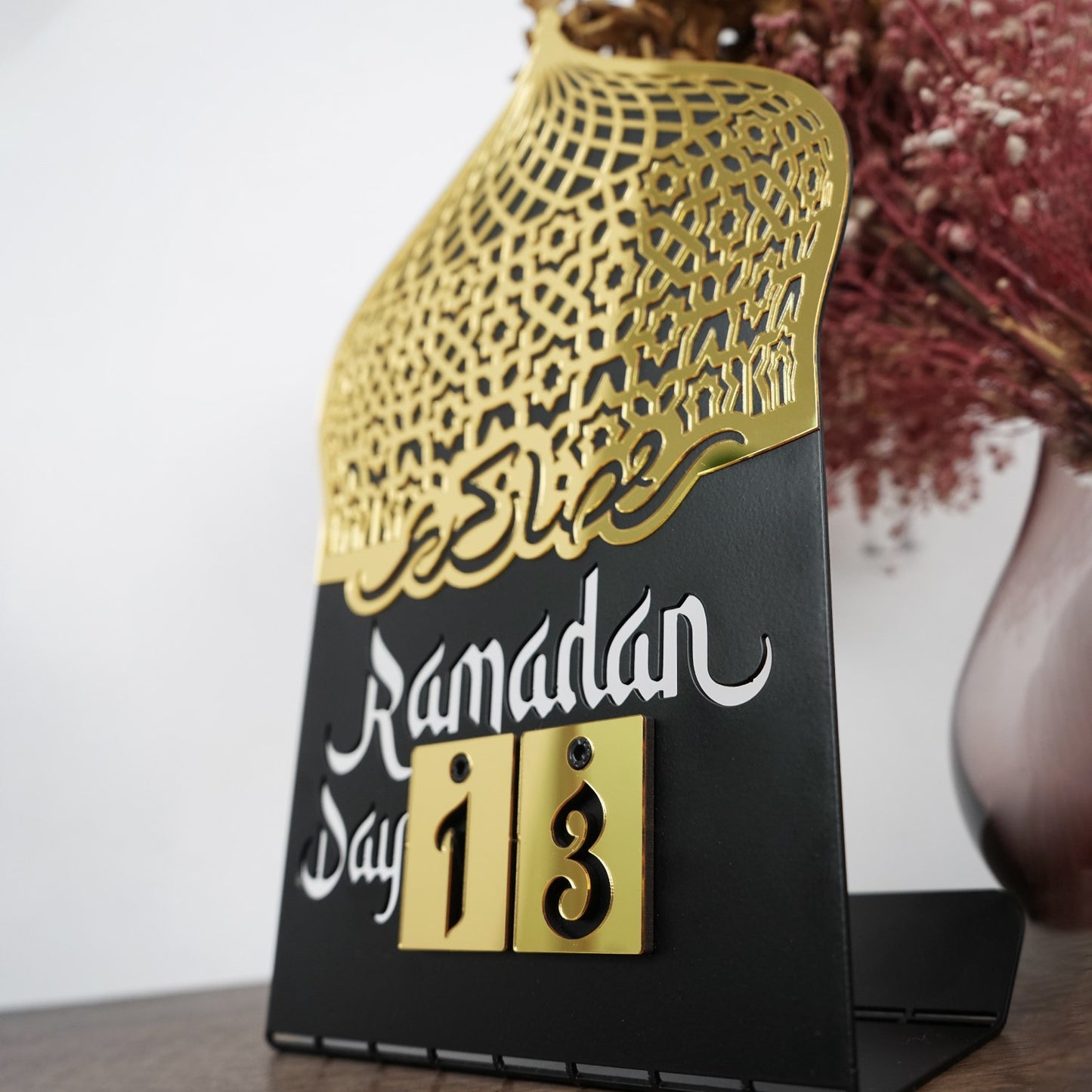 muslim-home-decor-ramadan-calendar-metal-acrylic-countdown-to-eid-islamicartstores